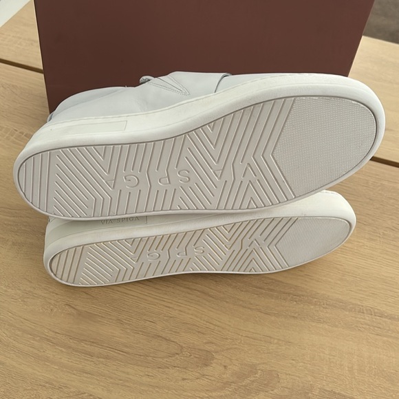 NIB Via Spiga Ryder Slip On Leather Sneakers - Picture 9 of 11